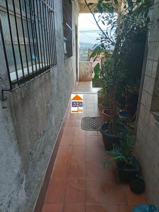 Casa à venda com 2 quartos, 100m² - Foto 15