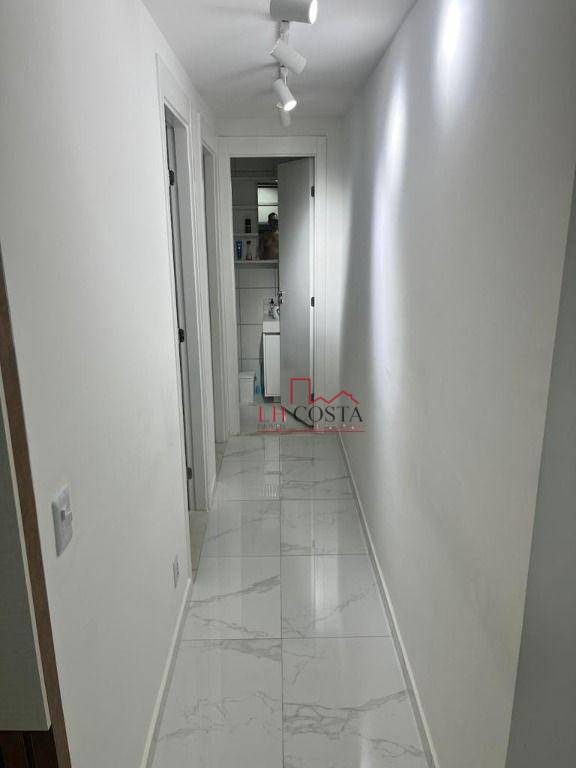 Apartamento à venda com 2 quartos, 60m² - Foto 10