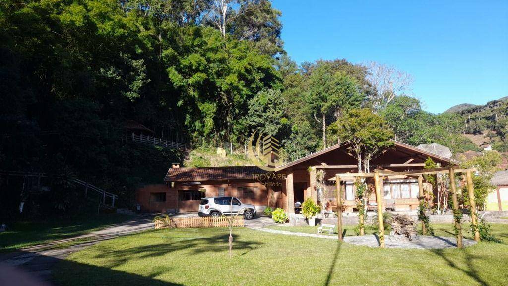 Casa à venda e aluguel com 5 quartos, 278m² - Foto 9