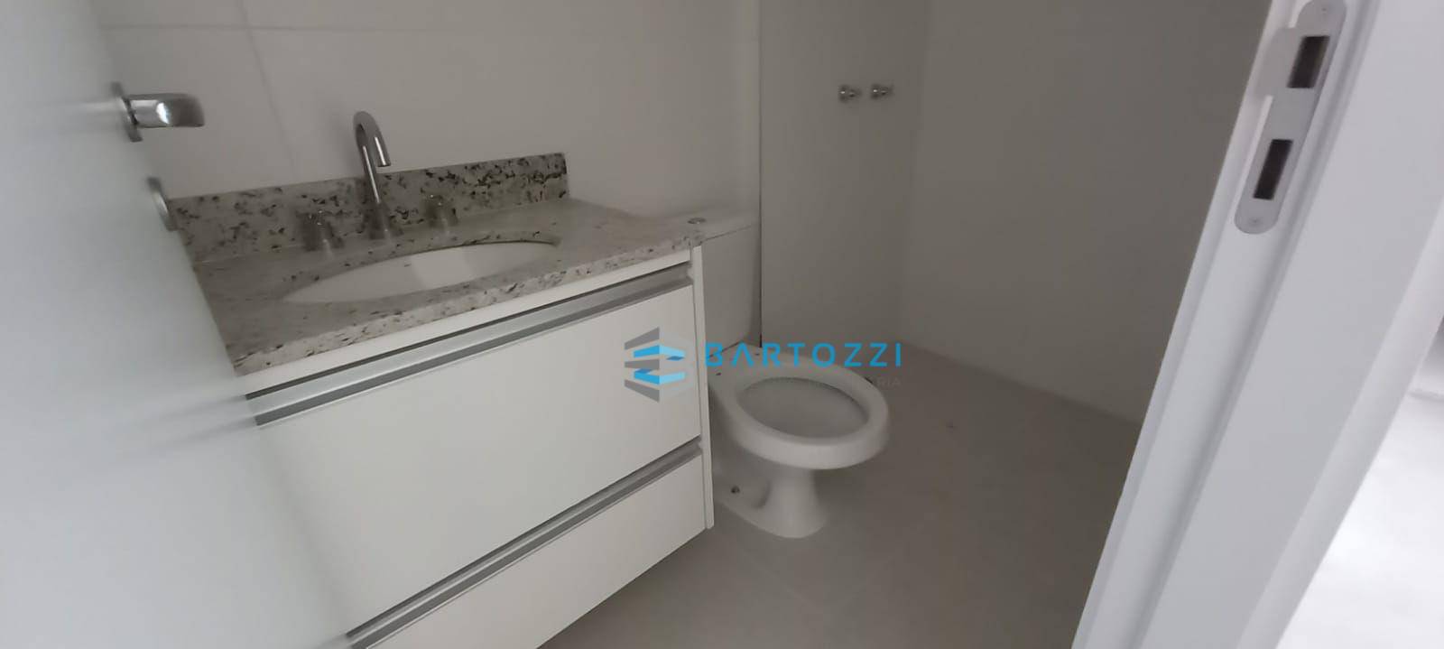 Apartamento à venda com 2 quartos, 69m² - Foto 18