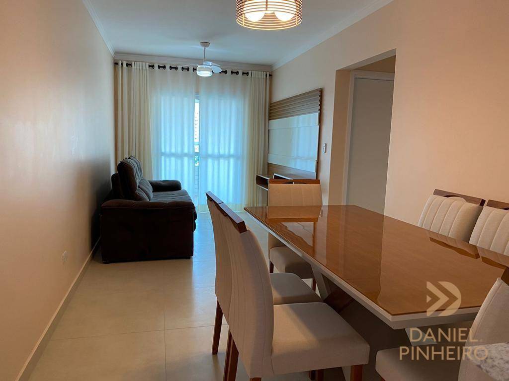 Apartamento à venda com 2 quartos, 70m² - Foto 3