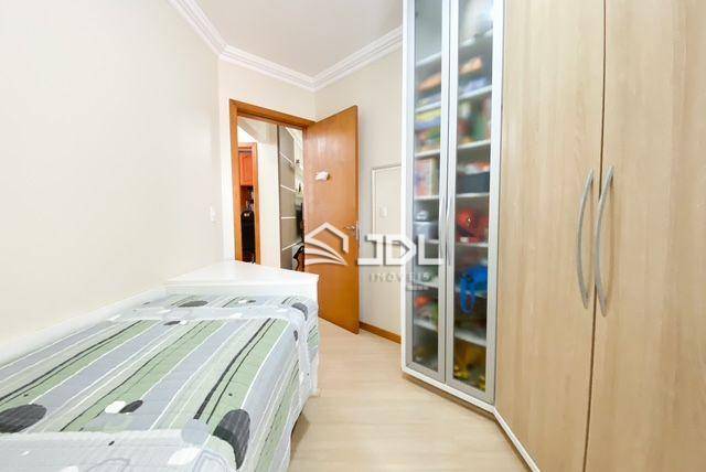 Apartamento à venda com 3 quartos, 98m² - Foto 13