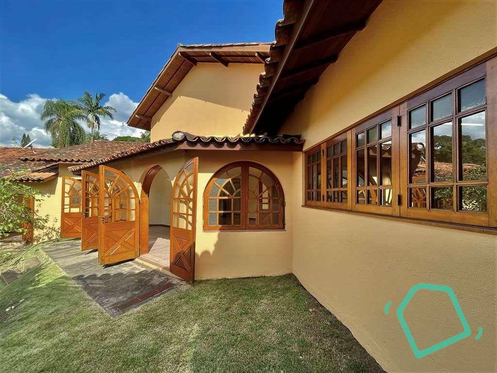 Casa de Condomínio à venda com 4 quartos, 568m² - Foto 18