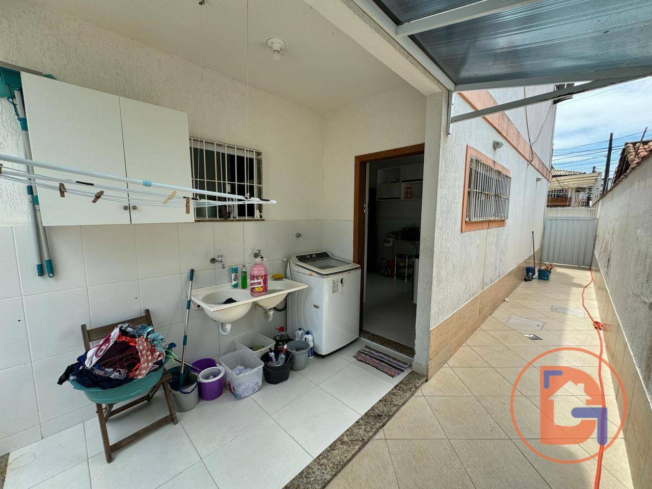 Casa à venda com 4 quartos, 160m² - Foto 4