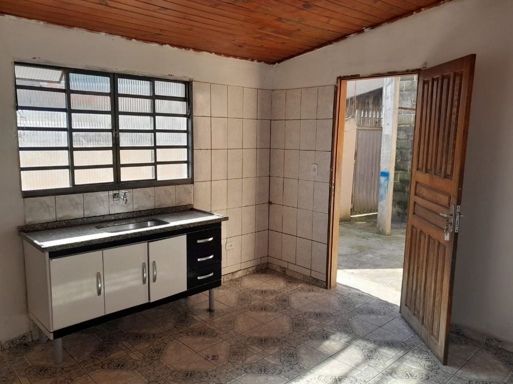 Casa à venda com 4 quartos, 150m² - Foto 16