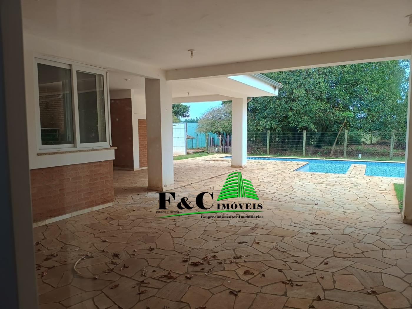 Chácara à venda com 4 quartos, 2200m² - Foto 3