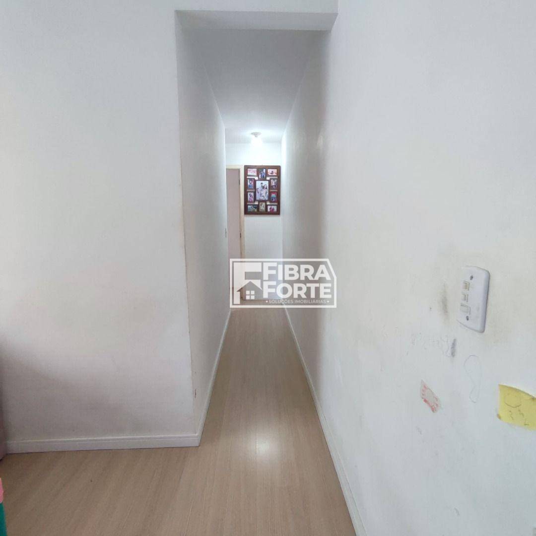 Apartamento à venda com 2 quartos, 46m² - Foto 3