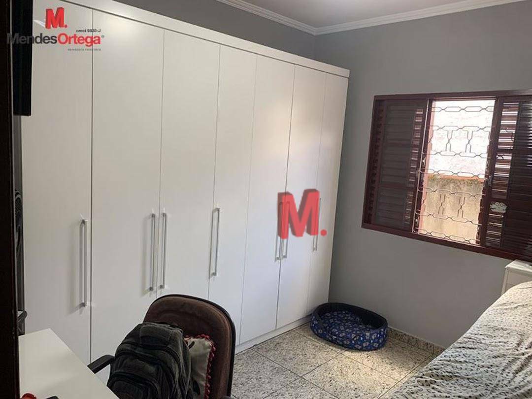 Casa à venda com 3 quartos, 200m² - Foto 26