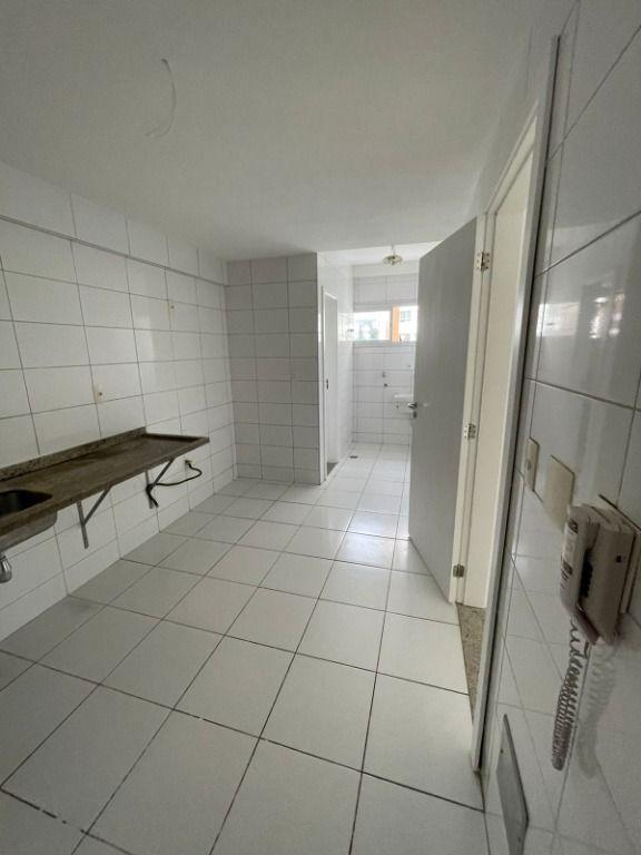 Apartamento à venda com 3 quartos, 93m² - Foto 12