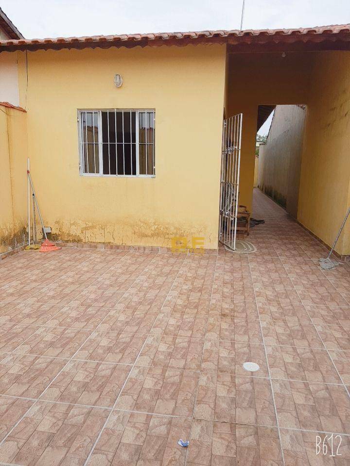 Casa à venda com 2 quartos, 73m² - Foto 2