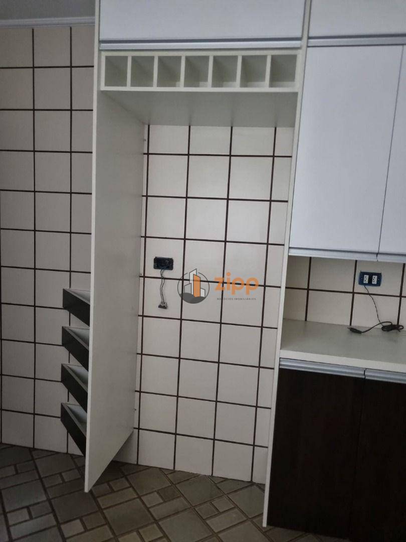 Sobrado à venda com 4 quartos, 325m² - Foto 16