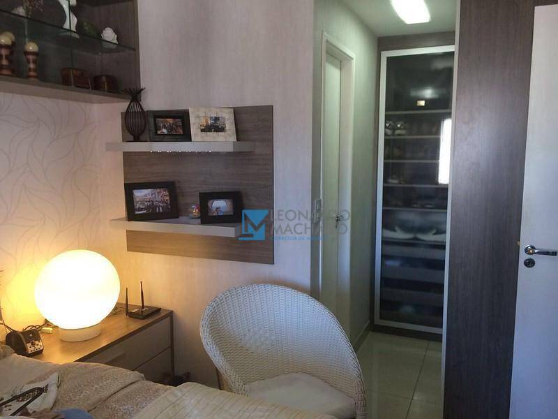 Apartamento à venda com 3 quartos, 83m² - Foto 13