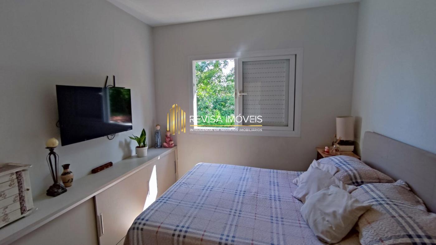 Casa para alugar com 4 quartos, 230m² - Foto 18