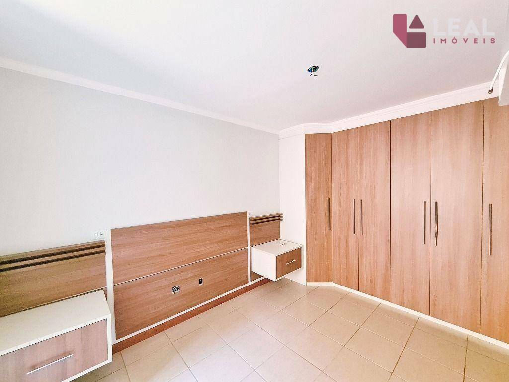 Apartamento à venda com 3 quartos, 100m² - Foto 17