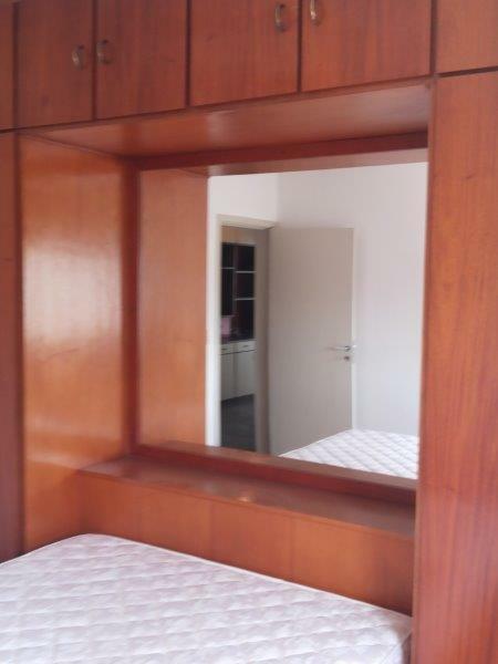 Apartamento para alugar com 2 quartos, 97m² - Foto 6