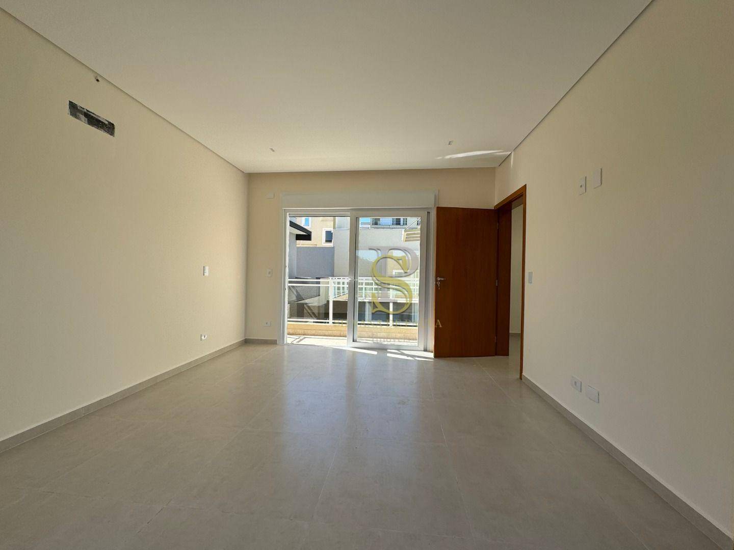 Casa à venda com 4 quartos, 300m² - Foto 7