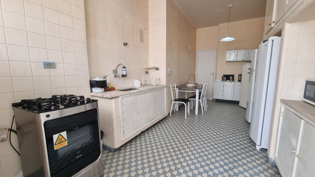 Apartamento à venda com 3 quartos, 198m² - Foto 20