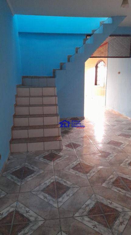 Sobrado para alugar com 3 quartos, 100m² - Foto 2