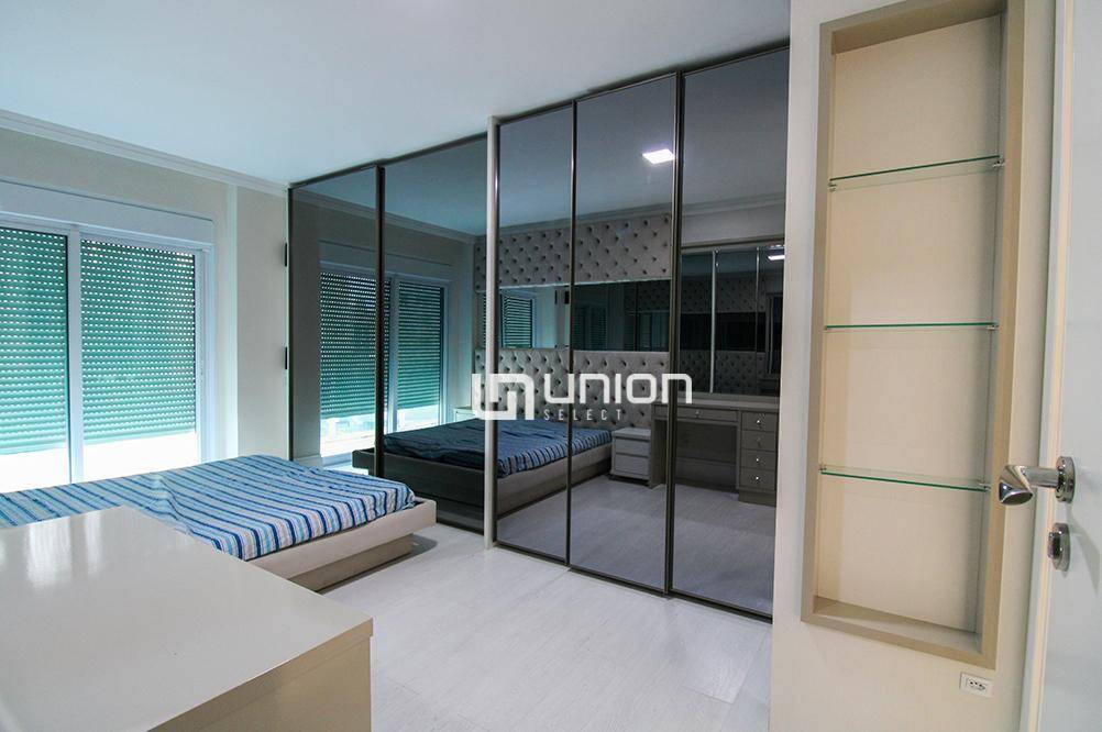 Apartamento à venda com 3 quartos, 140m² - Foto 7