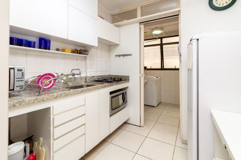 Apartamento à venda com 2 quartos, 60m² - Foto 25