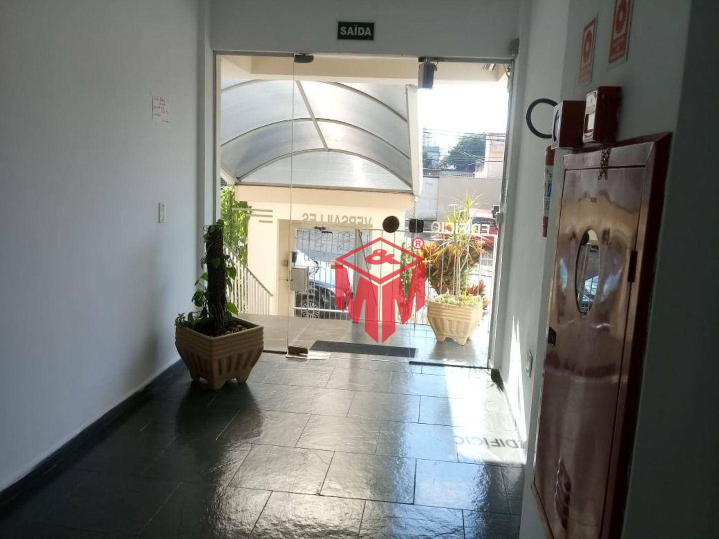 Apartamento à venda com 2 quartos, 70m² - Foto 24