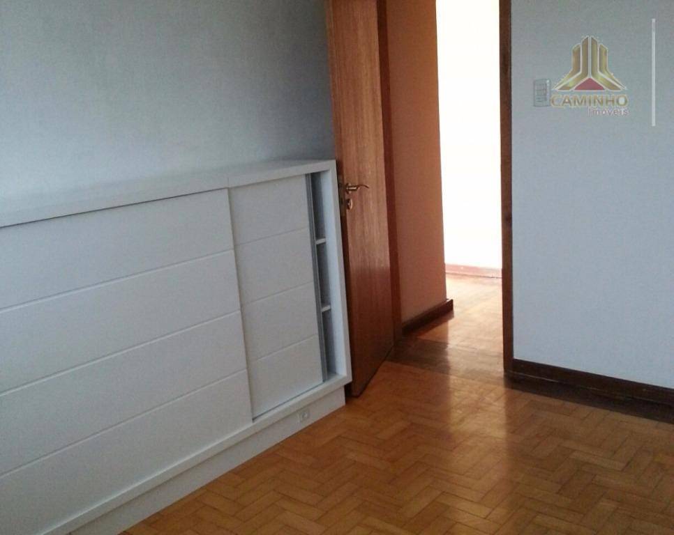 Apartamento à venda com 2 quartos, 63m² - Foto 3