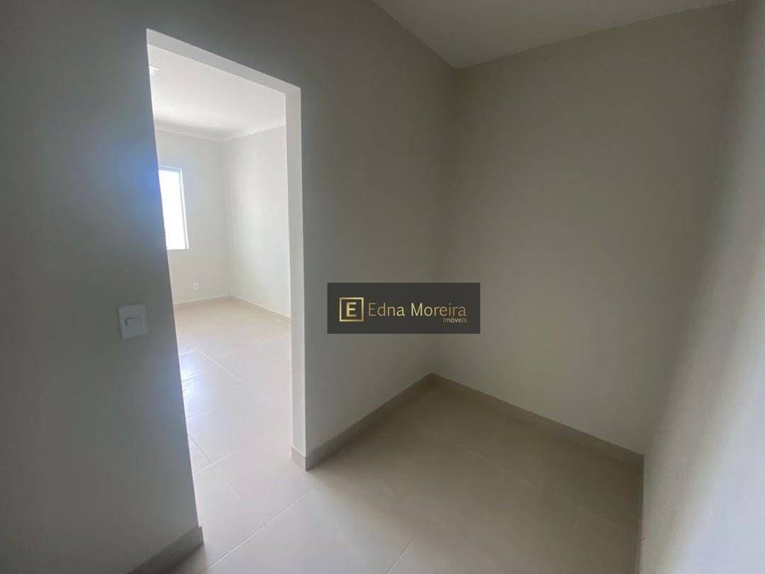 Casa à venda com 3 quartos, 120m² - Foto 18