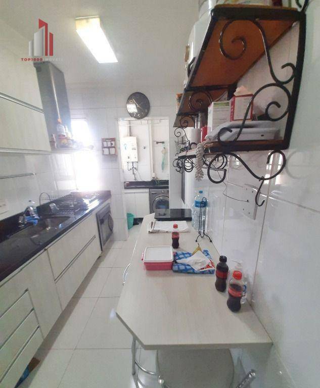 Apartamento à venda com 3 quartos, 68m² - Foto 8