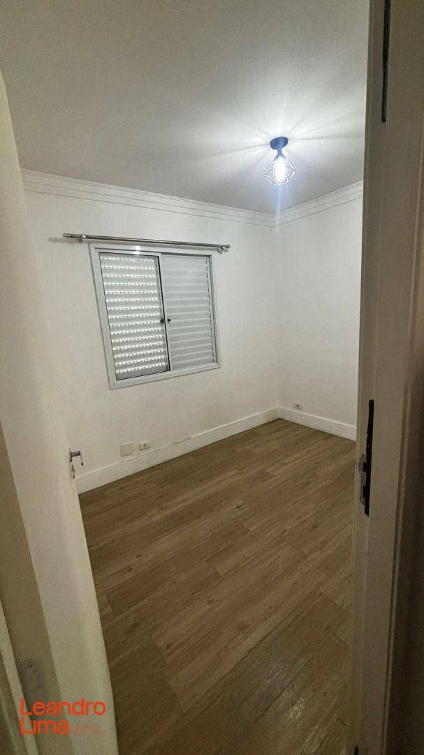 Apartamento para alugar com 3 quartos, 63m² - Foto 6