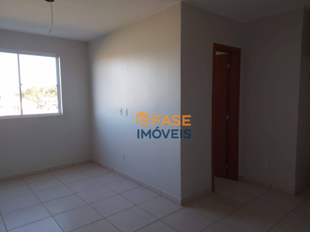 Apartamento à venda com 2 quartos, 64m² - Foto 12