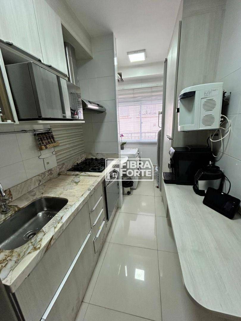 Apartamento à venda com 2 quartos, 60m² - Foto 10