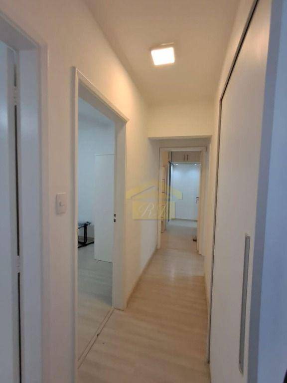 Apartamento à venda com 3 quartos, 124m² - Foto 7