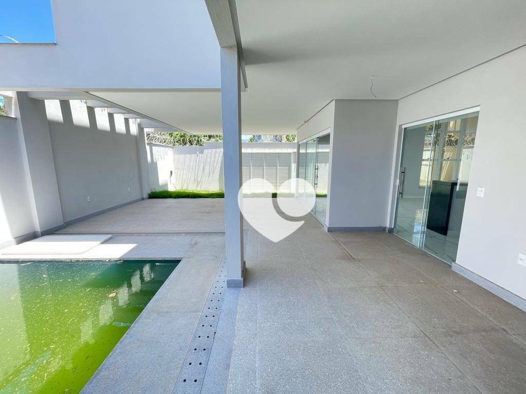 Casa à venda com 3 quartos, 220m² - Foto 5