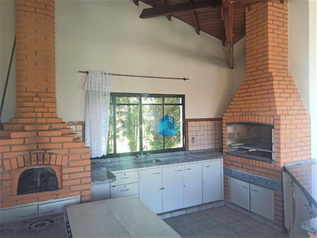 Casa à venda com 3 quartos, 337m² - Foto 23