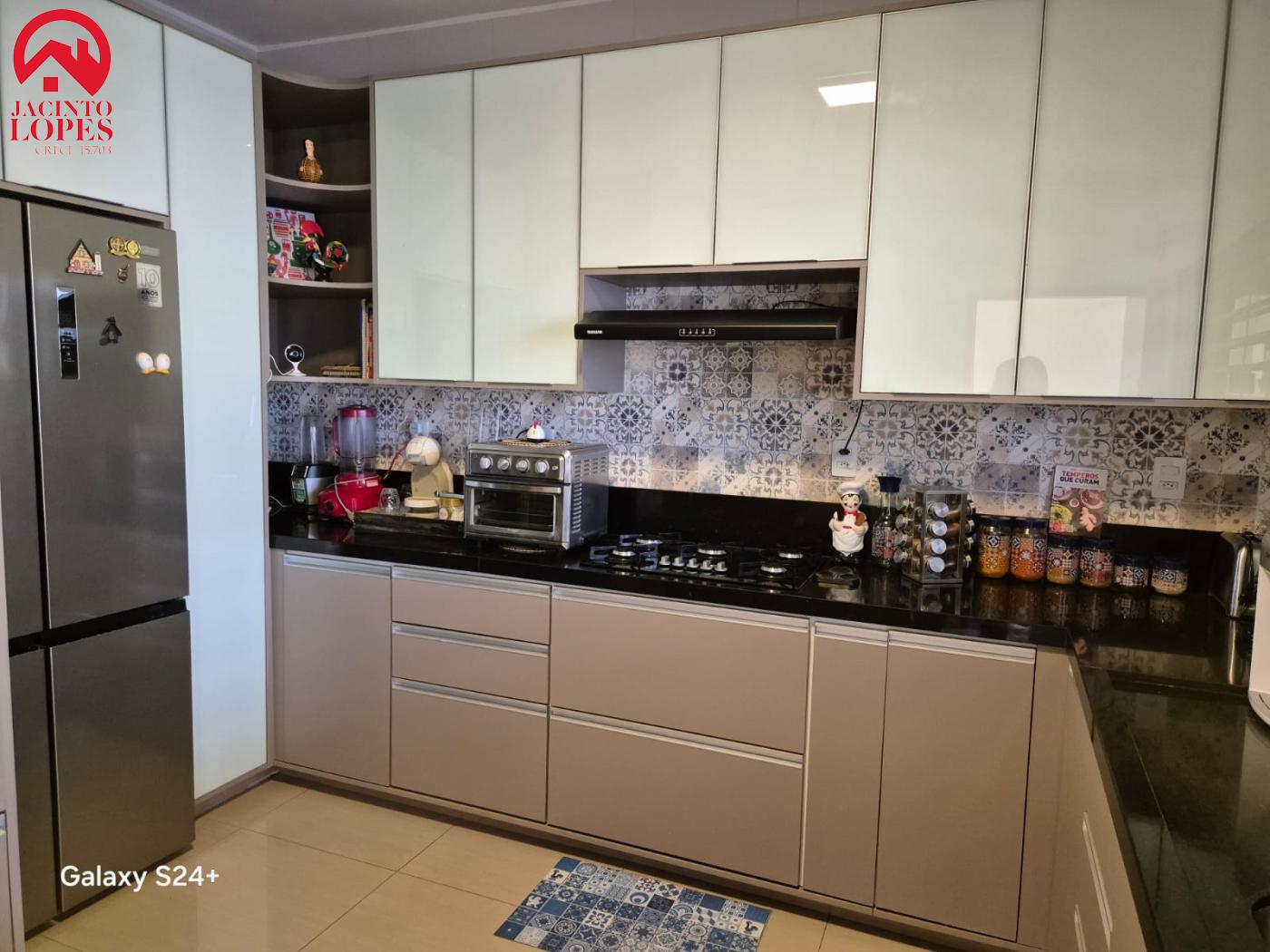 Casa à venda com 3 quartos, 200m² - Foto 31