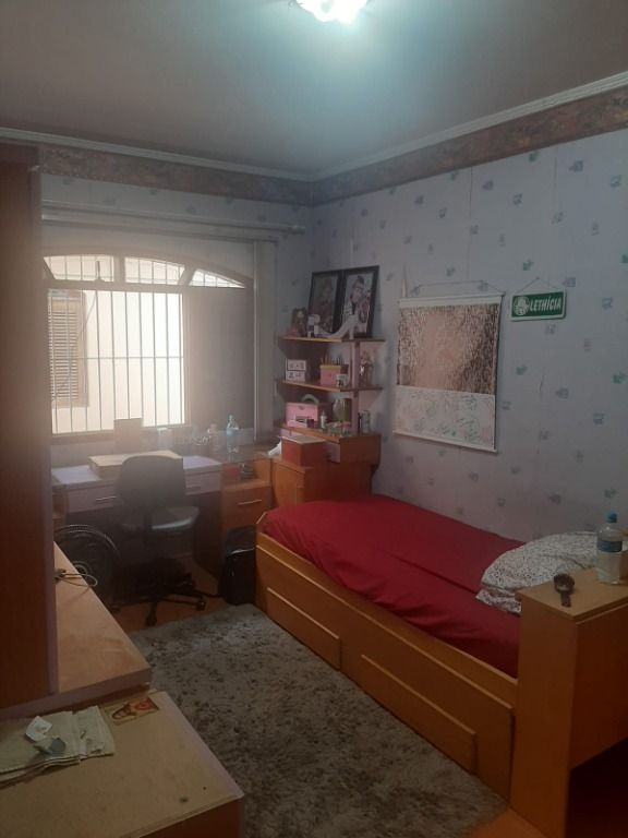 Sobrado à venda com 3 quartos, 240m² - Foto 19