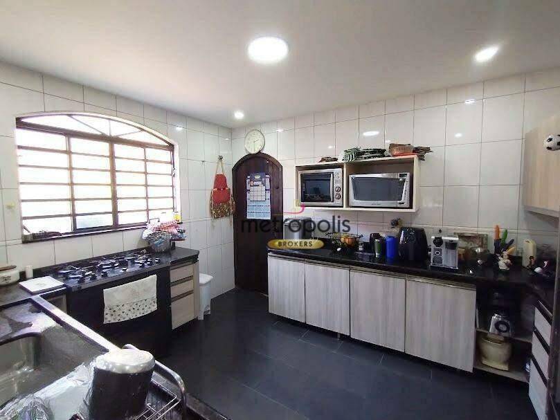 Sobrado à venda com 3 quartos, 187m² - Foto 6