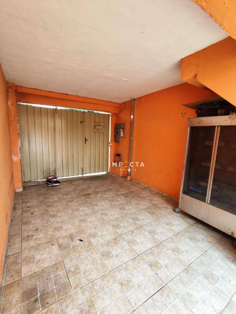 Casa à venda com 4 quartos, 150m² - Foto 3