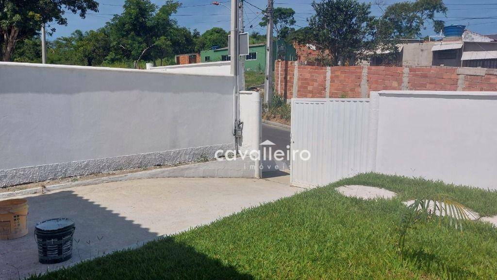 Casa à venda com 2 quartos, 69m² - Foto 2