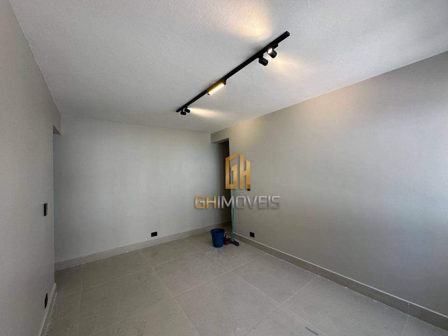 Apartamento à venda com 2 quartos, 72m² - Foto 7