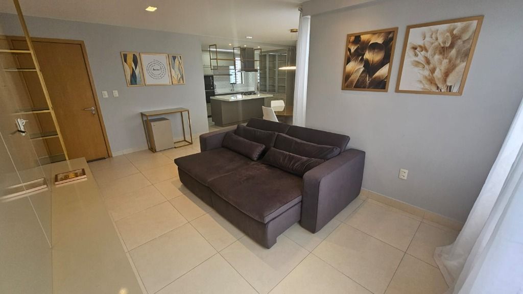 Apartamento à venda com 3 quartos, 84m² - Foto 2