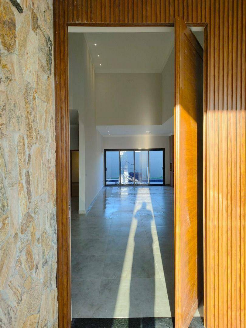 Sobrado à venda com 3 quartos, 243m² - Foto 8