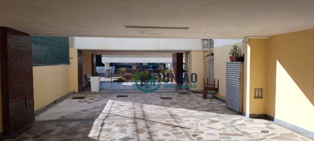 Apartamento à venda com 2 quartos, 70m² - Foto 20