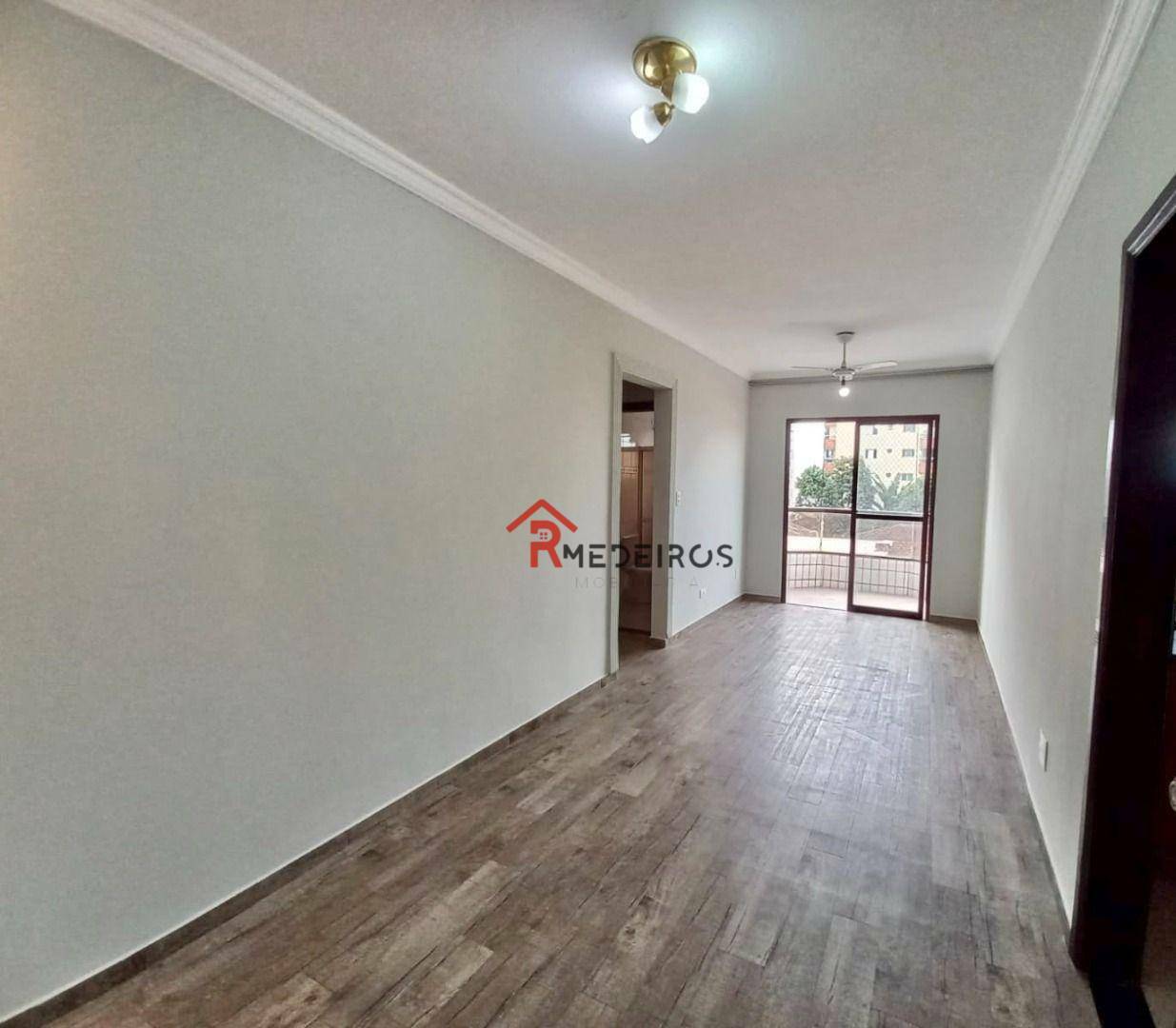 Apartamento à venda com 1 quarto, 58m² - Foto 2