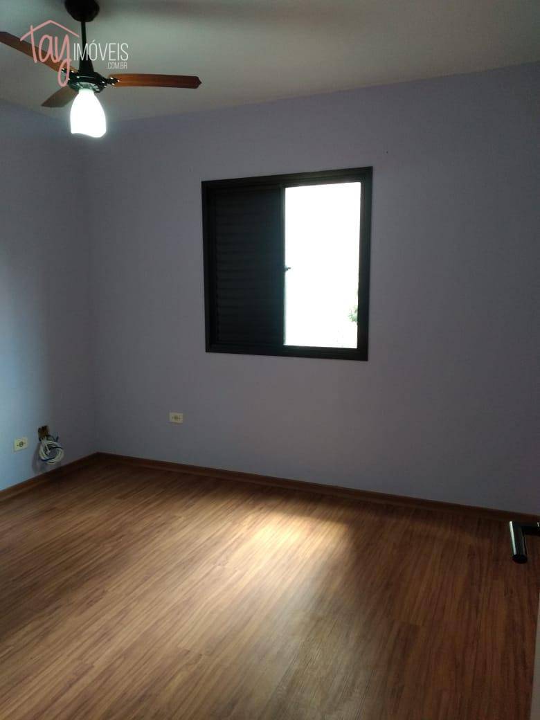 Apartamento à venda com 3 quartos, 75m² - Foto 31