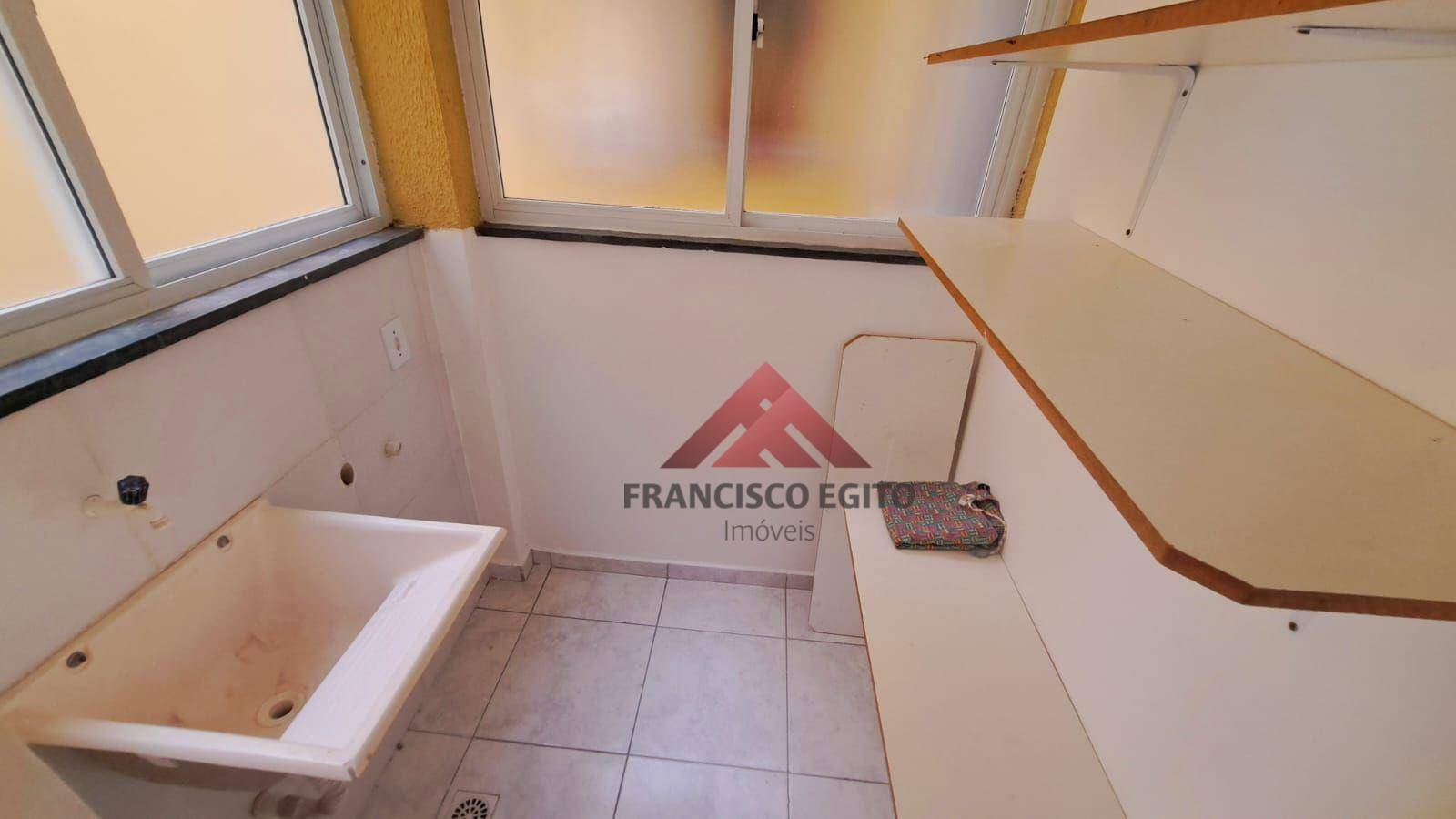 Apartamento para alugar com 2 quartos, 55m² - Foto 17