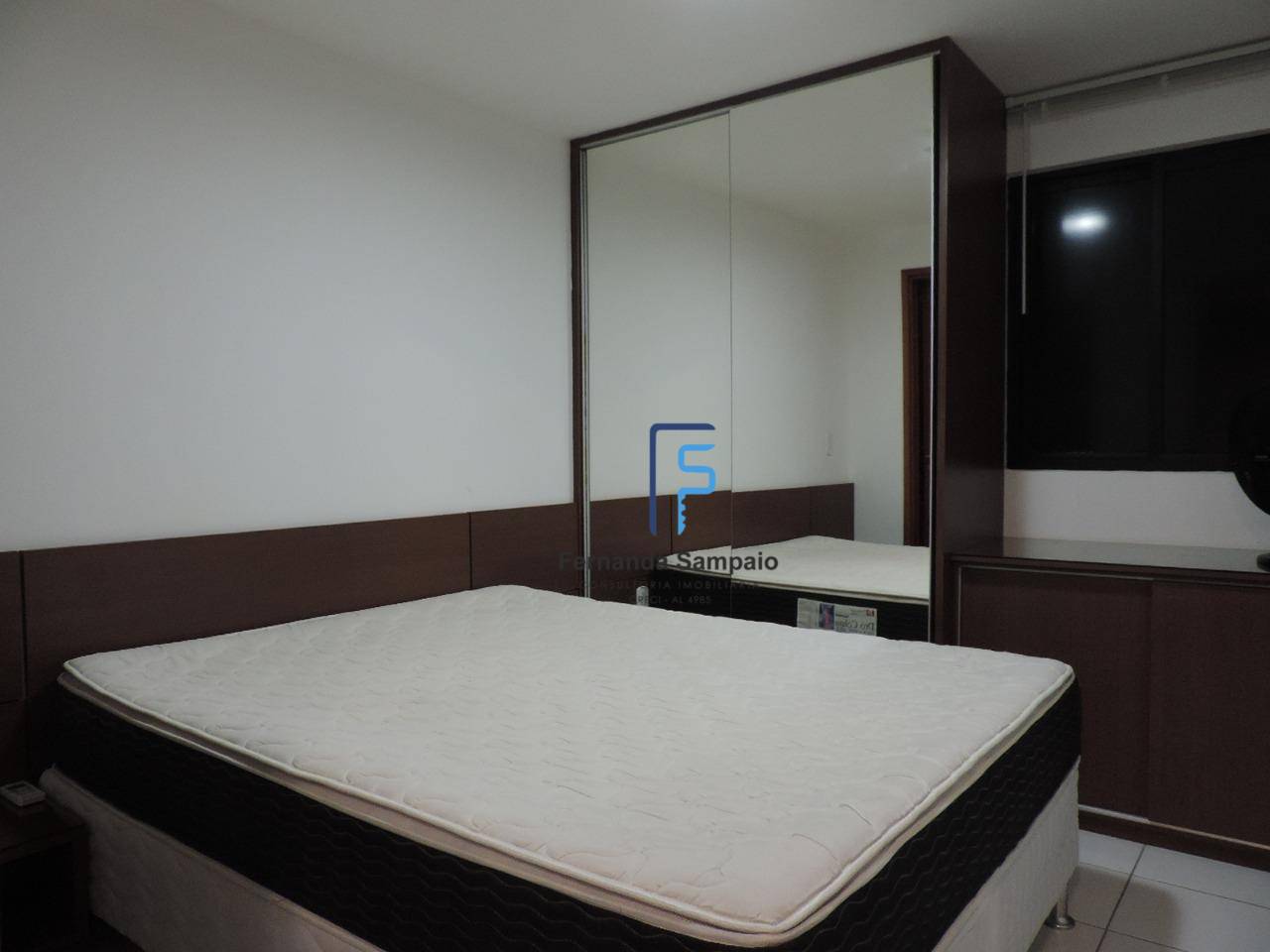 Apartamento à venda com 1 quarto, 45m² - Foto 5