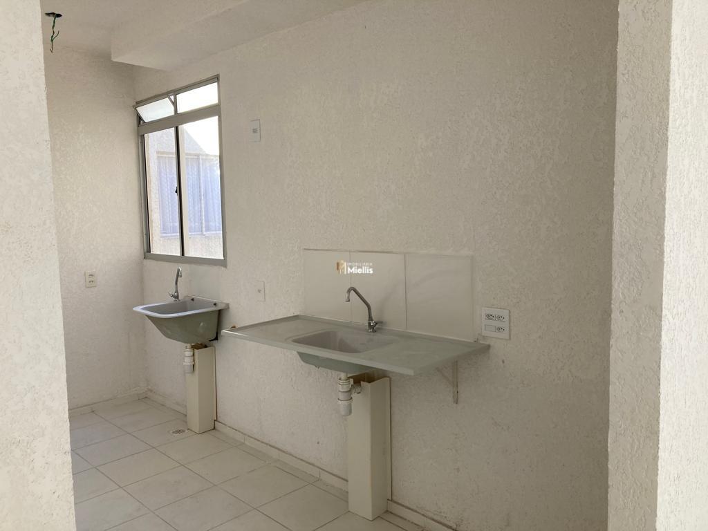 Apartamento à venda com 2 quartos, 40m² - Foto 4