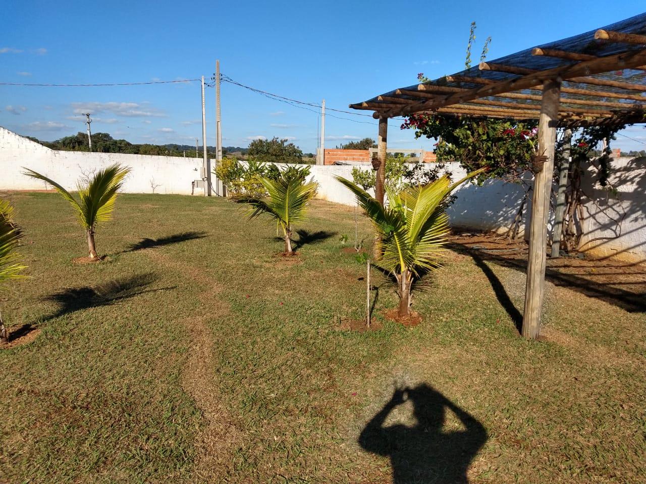 Chácara à venda com 2 quartos, 300m² - Foto 11