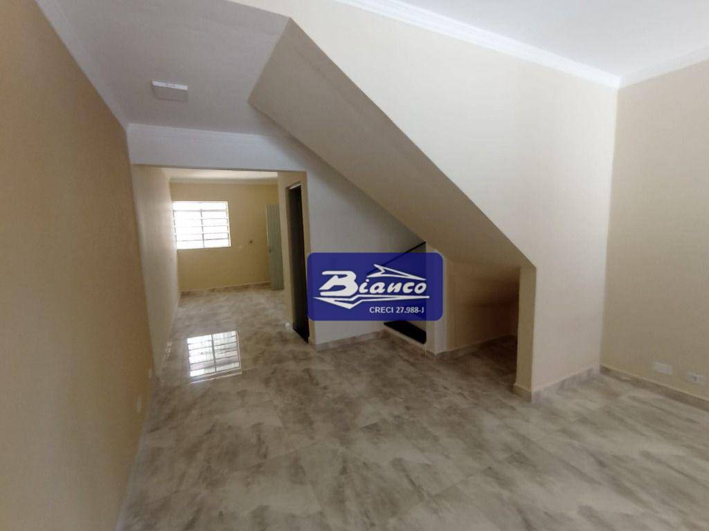 Sobrado à venda com 2 quartos, 109m² - Foto 3